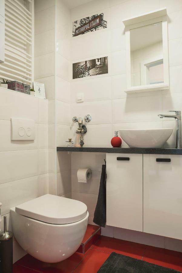 Drop Apartment Zagabria Esterno foto